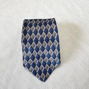 STAFFORD Men 100% Silk Tie.